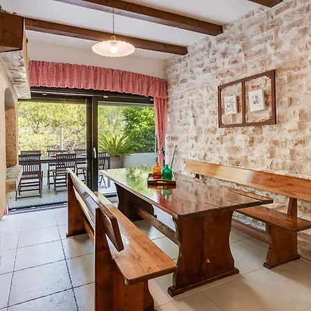 Willa Bianca Pridraga